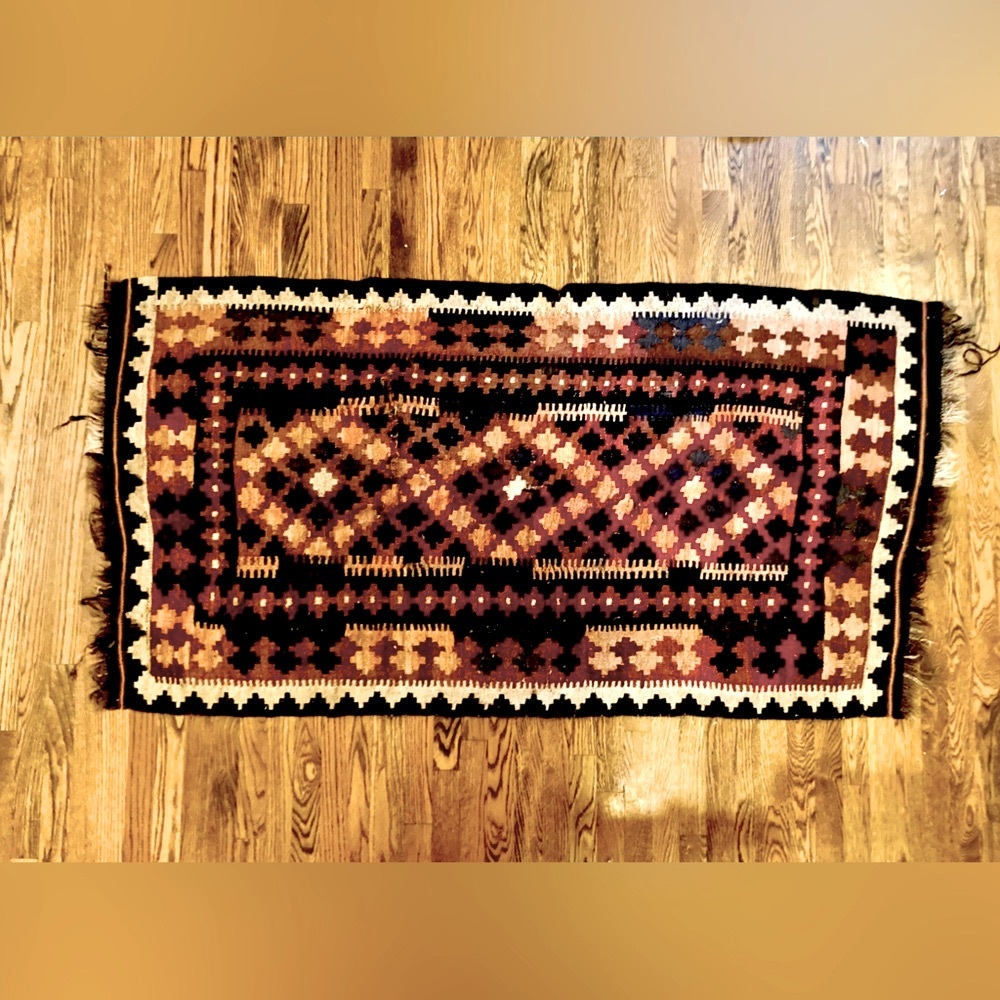 Kilim rug 3’ x 6’ Rich Purple, Peach, Black Raspberry colors, perfectly lived-in